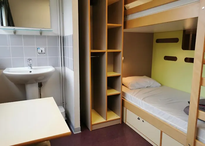 Hi אכסניה רואן